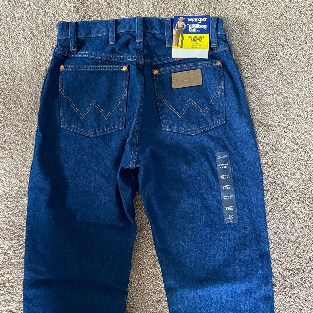NWT Wrangler Cowgirl cut jeans